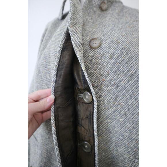 Vintage Burberry Women's Irish Tweed Car Coat Collared Overcoat - Picture 11 of 16